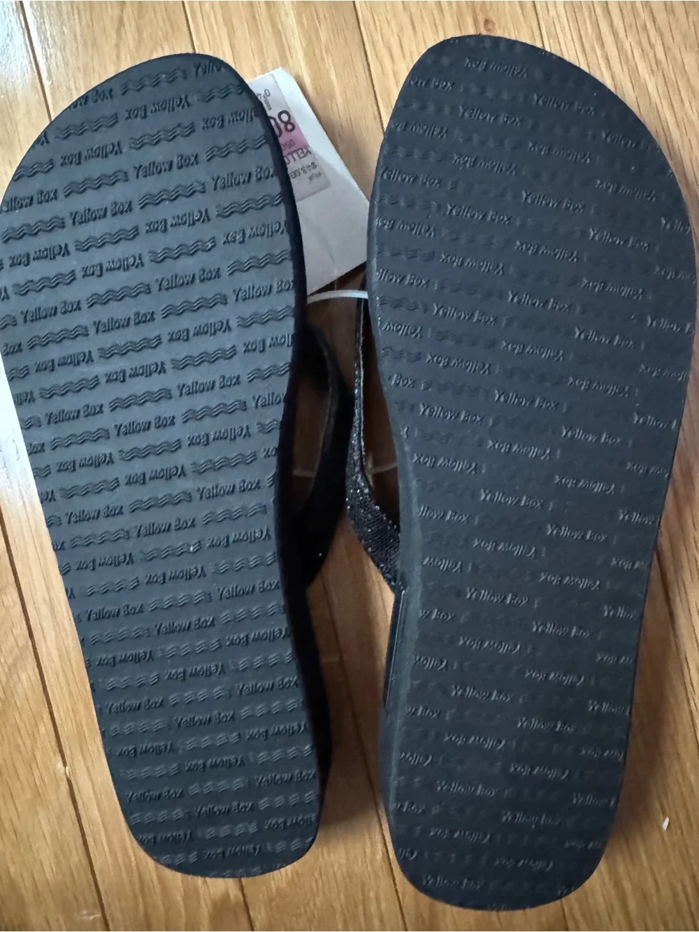 NWT Yellow Box Brand Women's Black Sequin Flip Flop Sandals - Picture 3 of 5